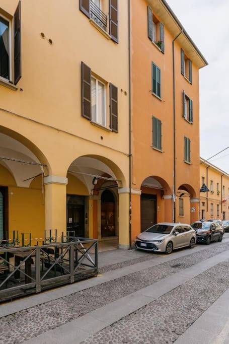 Suite In Via Del Pratello بولونيا المظهر الخارجي الصورة